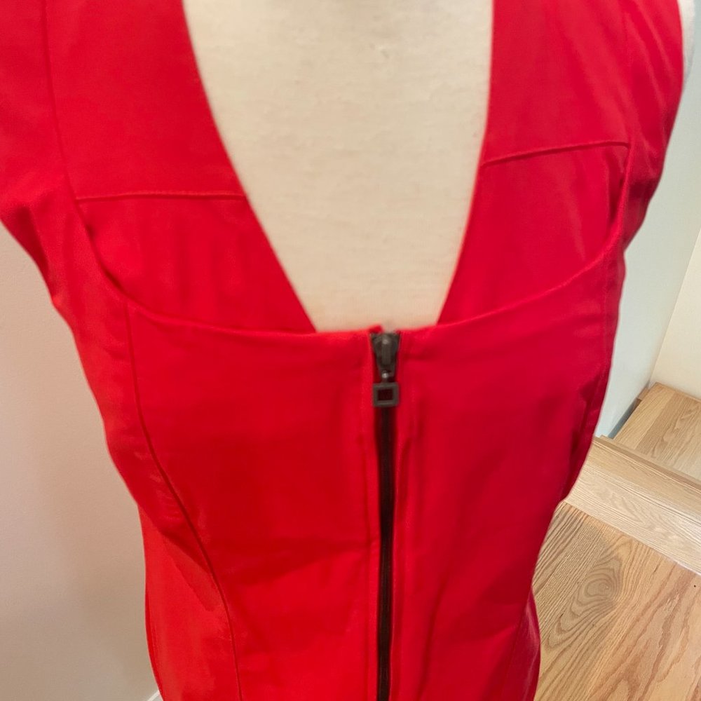 Sarah Pacini Front-Zip Dress - Picture 7 of 10